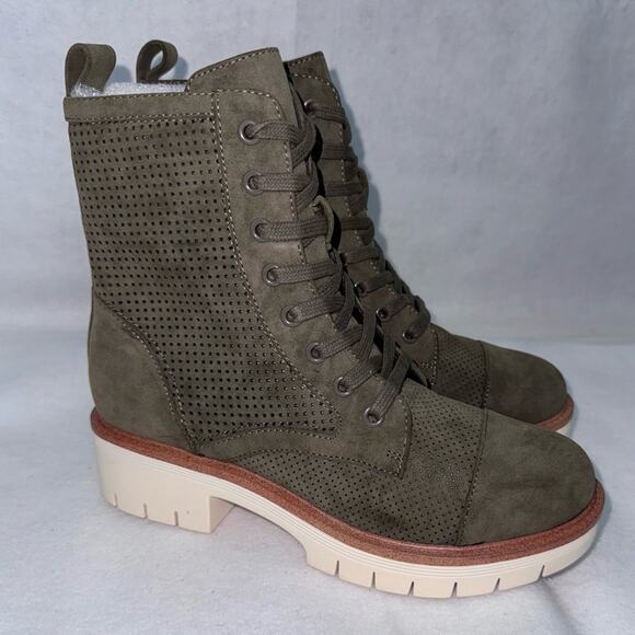 NWT MIA Havenn Bootie Olive Green size 6.5 Ankle Boots Tieup Side Zip Stitch Fix - Picture 1 of 6